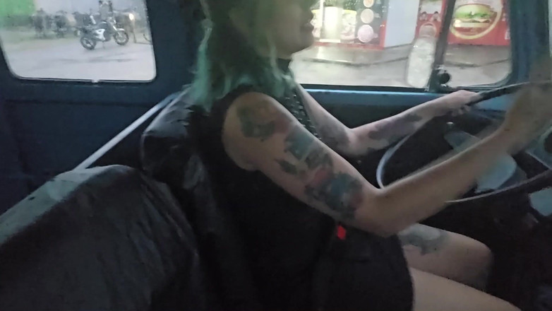M4ndy: I Missed the Meeting Time Because the Kombi Stopped at...
