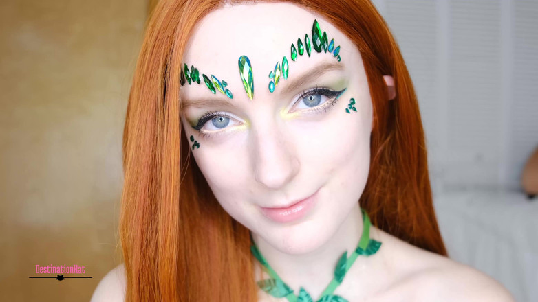 Destination Kat: Poison Ivy obéissante, coaching masturbatoire