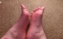 Dawnskye: V 505 Soles Are so Aromatic Causes Tom to Become Dizzy...