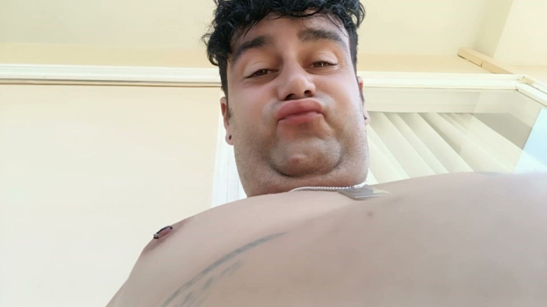 Idmir Sugary: I Love My Fat Look - Double Chin, Big Breast and...
