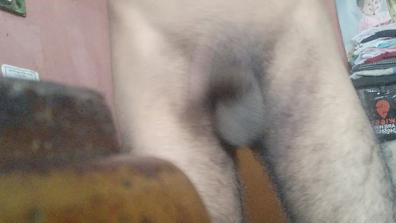 Kissing hub studio: Ha portato la ragazza a casa e se ne è andato