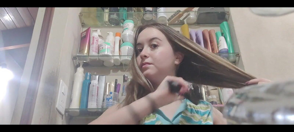 RavenHearth666VIP: Haare bürsten