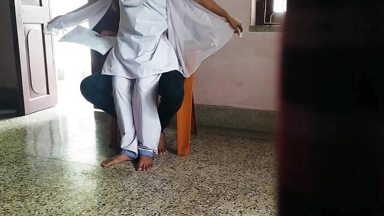 Fantacycutting: Il nuovo video della vera ragazza infermiera