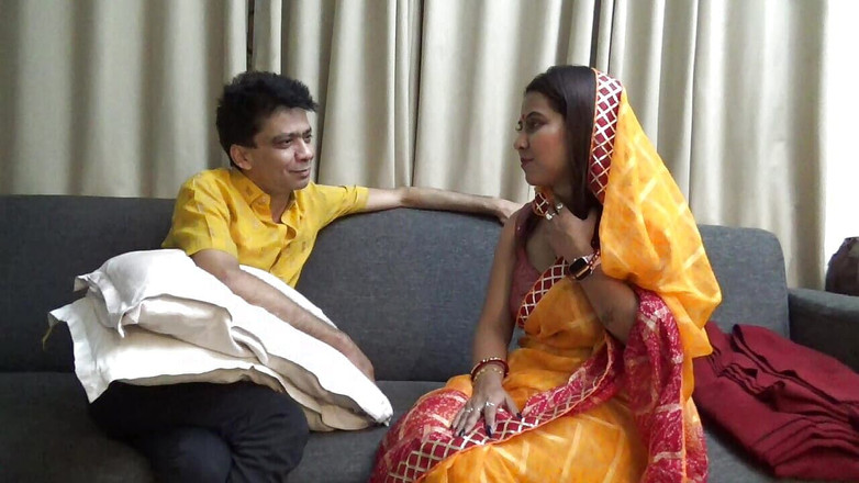 Anjalisingh_sexy: Зрелый шурин пришел в дом одинокой домашней жены и трахнул ее, полный Хиниди Аудио, Tina и Gaur