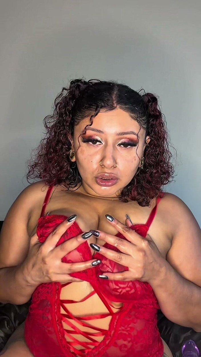 Carmelitaxbebe: Solo anal latina brincando com vibrador
