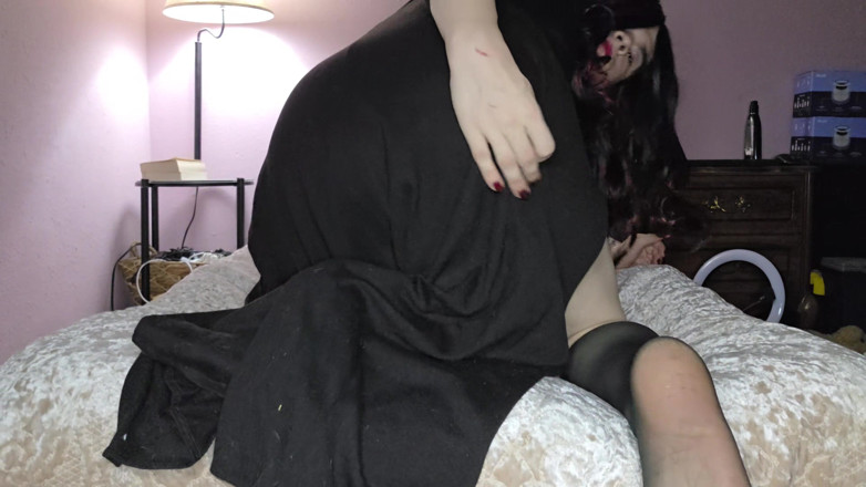 Mr Dimples: Sissy femboy speelt met hun ongecensureerde pik terwijl ze nylons...