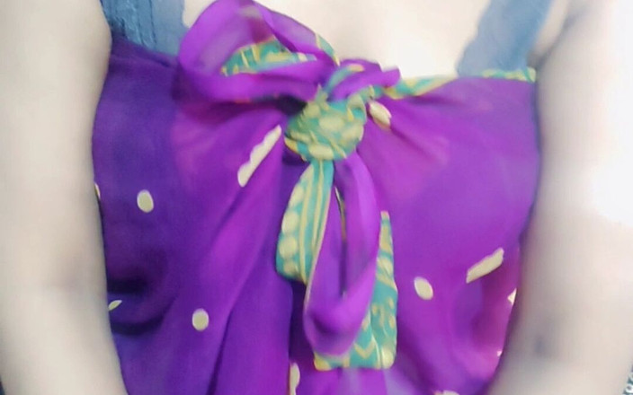 Desigirl5: Hintli kadın edepsizce konuşuyor rol yapma tam ateşli çıplak