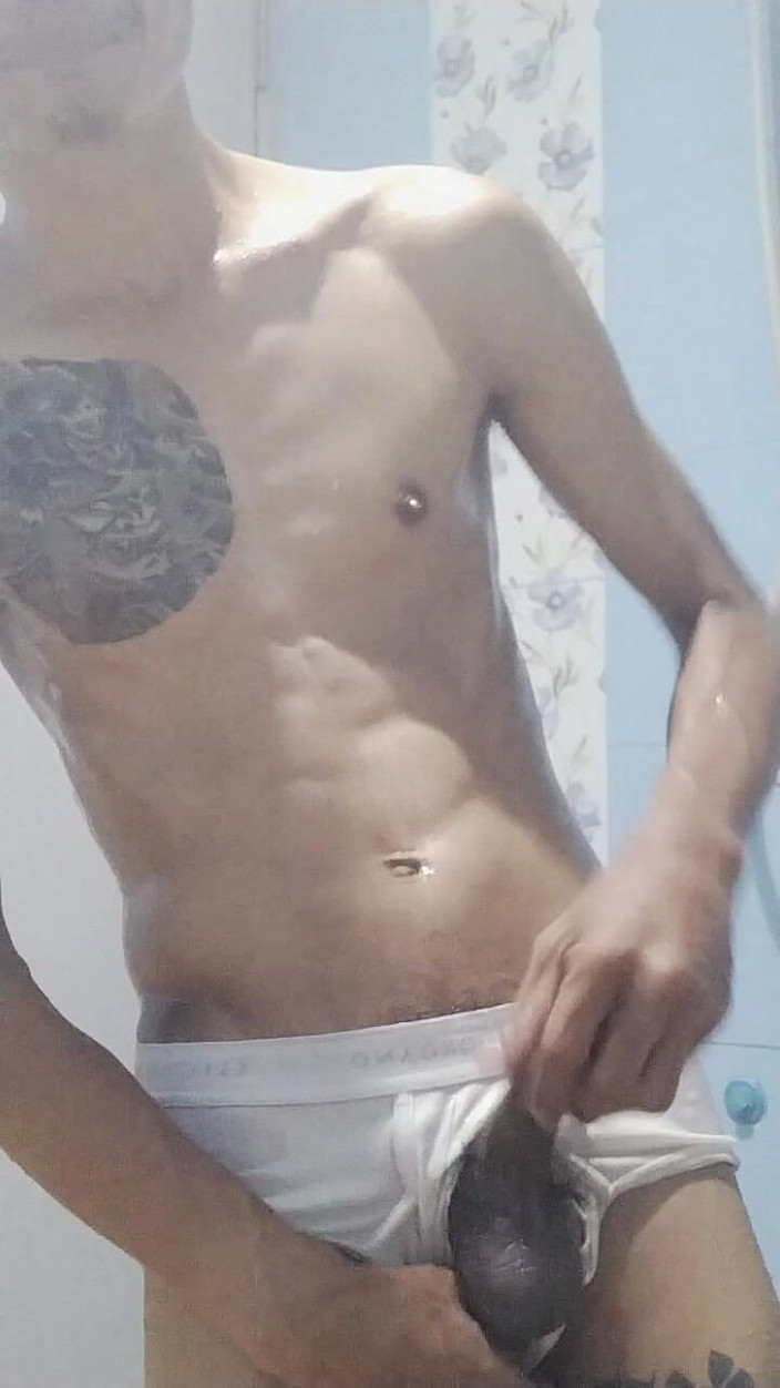 Cute boy all: Ta en dusch solo onani