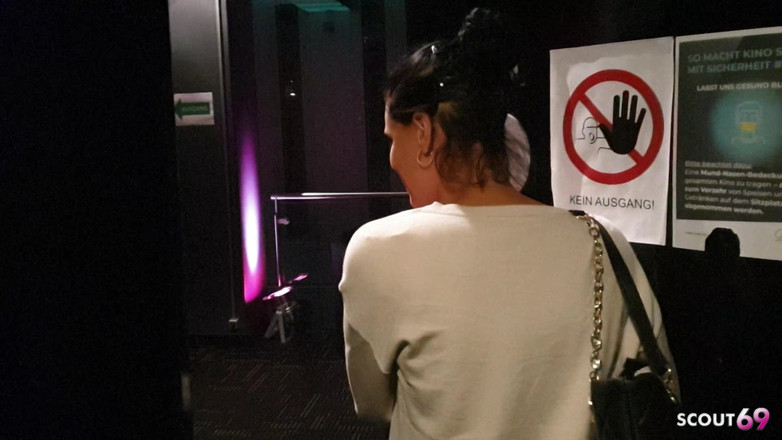 Scout69: Hai người bạn thân nhất của người Đức thổi kèn mạo...