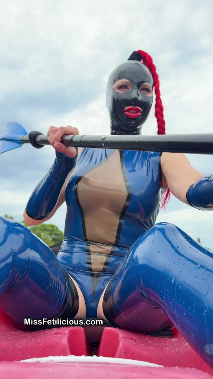 Miss_Fetilicious: Kayaking in Latex Was Fun!