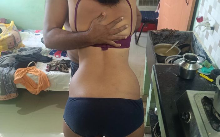 Palani69: Romance en la posición trasera de la cocina