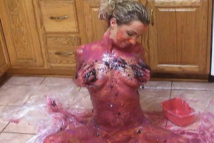 Radical: Messy fetish amateur