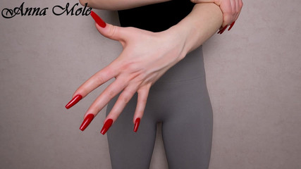 Anna Mole: Feticismo delle mani, sfondo i miei bellissimi pennelli con una...