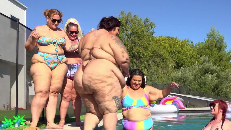 Busty Bexx: Jeff’s Models Pool Party Orgy