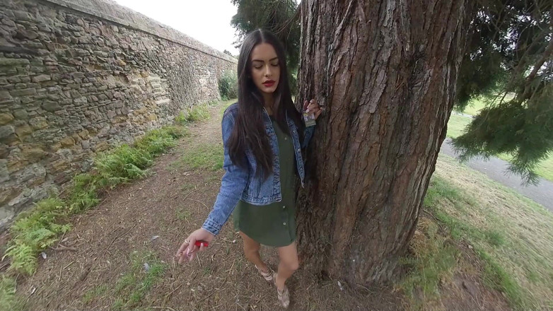 VR smokers HD-2D Videos Only: Kim Model - Mighty Oak