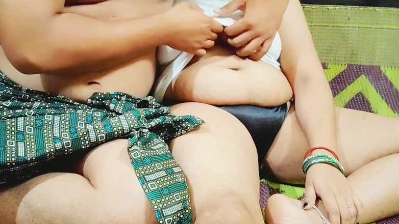 Bhabi8068: Hete lerares en universiteitsdirecteur