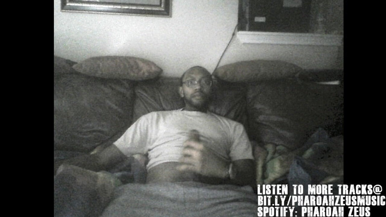 Pharoah Zeus: Zwarte man komt derde keer klaar