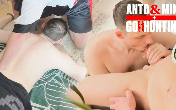 AntoGoesHunting: Une masseuse mature convaincue de se faire sucer par Mike