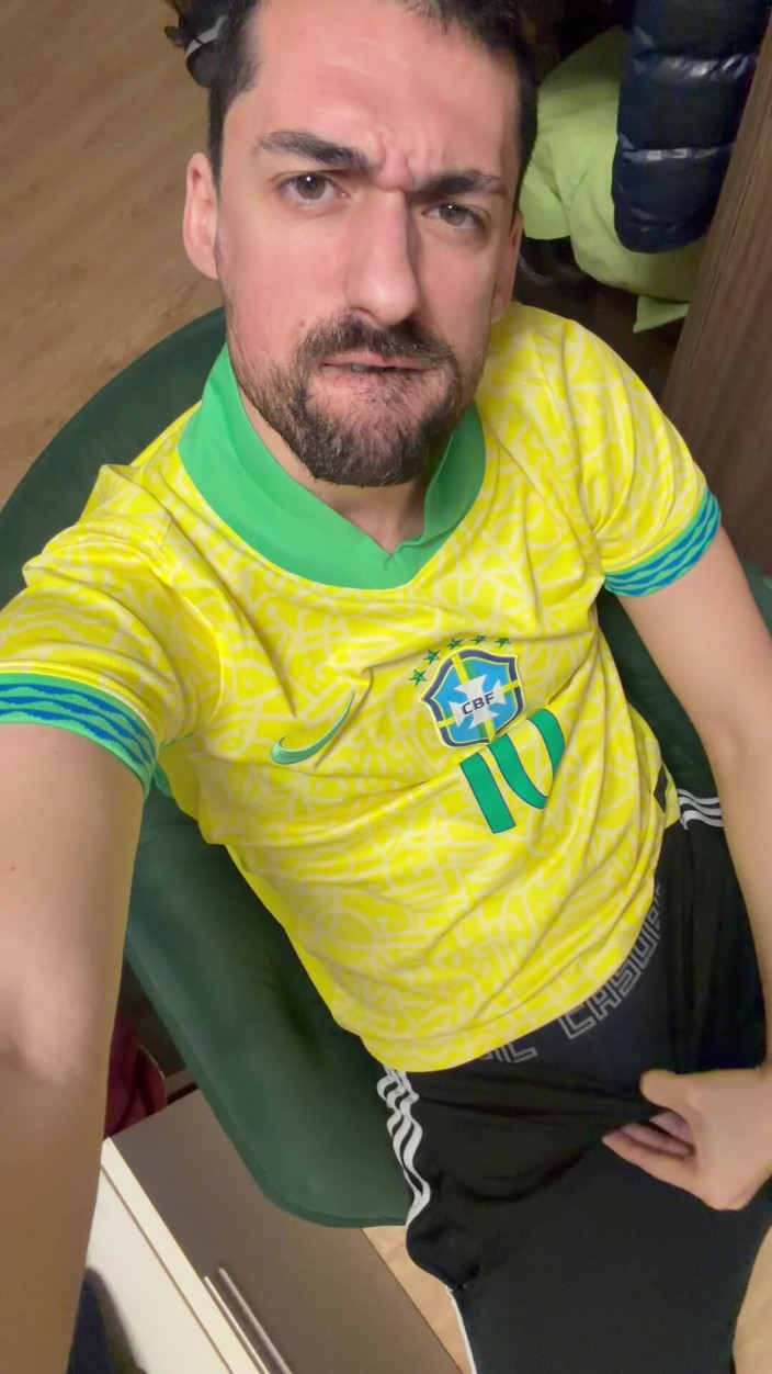Liam Harding: Sexy nevlastní otec Se předvádí velký penis