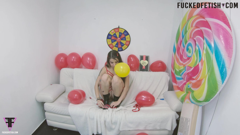 Fucked fetish: Detrás de la banda Miss Rossario globos - pop culo