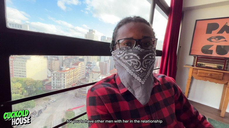 CuckoldHouse: 丈夫带妻子去戴绿帽屋和一群男人做爱