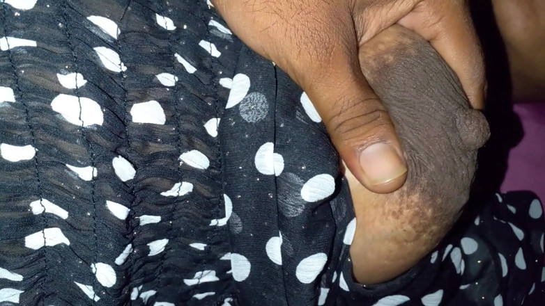 Shaliny: Dirty talking Tamil wife gets milked fucking