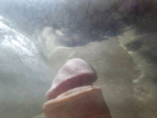 FapLollipop: Sucking dick underwater!!!!