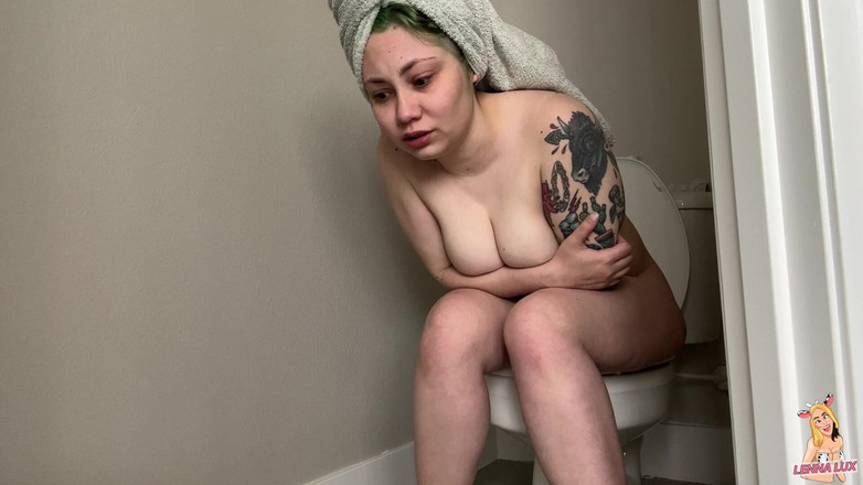 Lenna Lux: Efter dusch fart fest