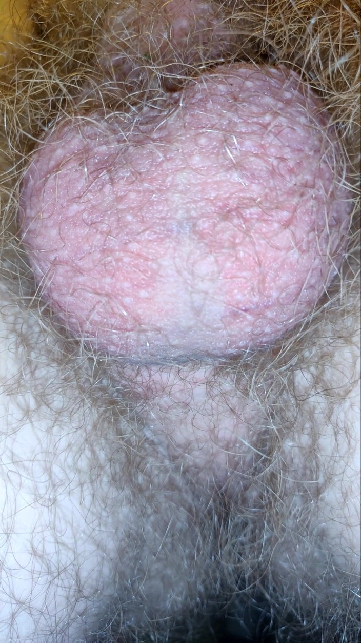 AssHungry4Cock: Mesmerizing balls producing cum