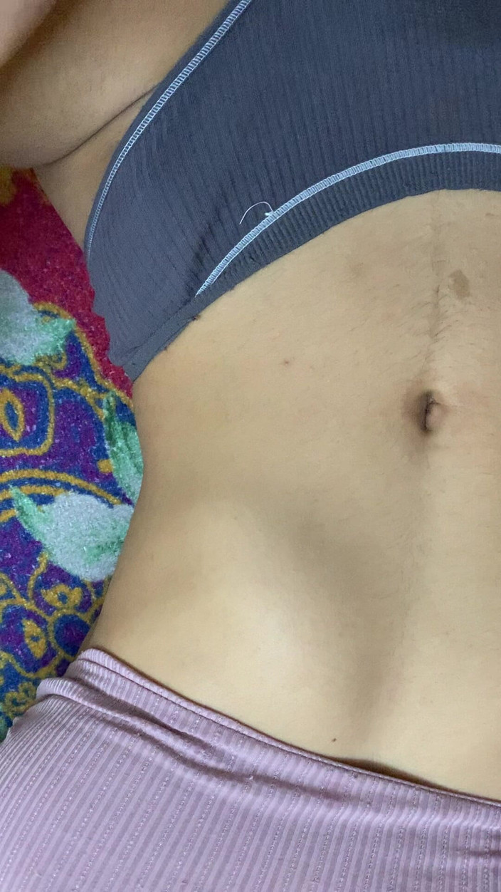 wickedriya: Napalona Riya Uzyskiwanie jej dziennej dawki penisa przez jej przyrodniego...