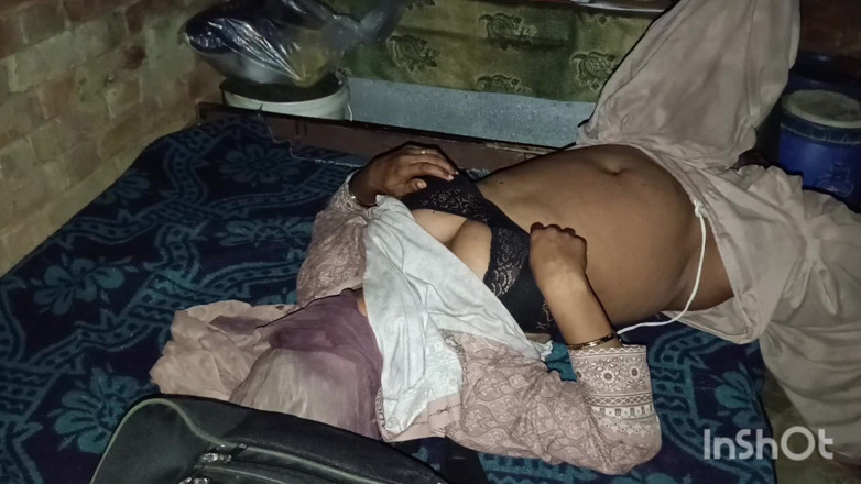 Bhabhi UP: Desi India Hot Bhabhi Delhi Girl