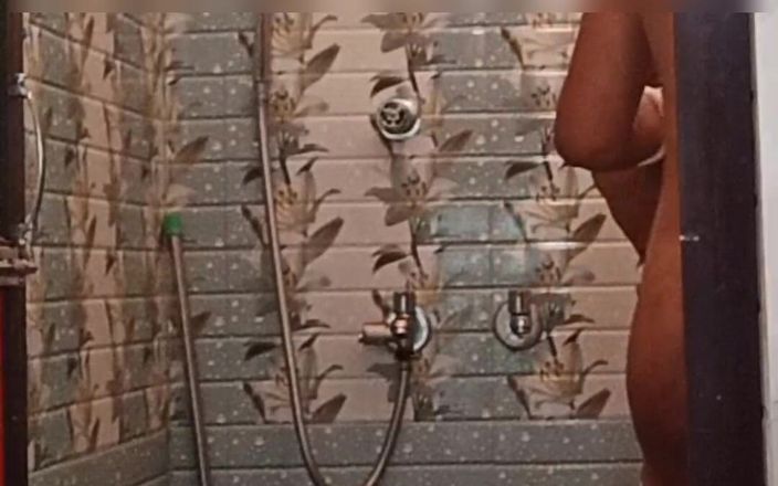 Sex man Kolkata: Sesso in bagno
