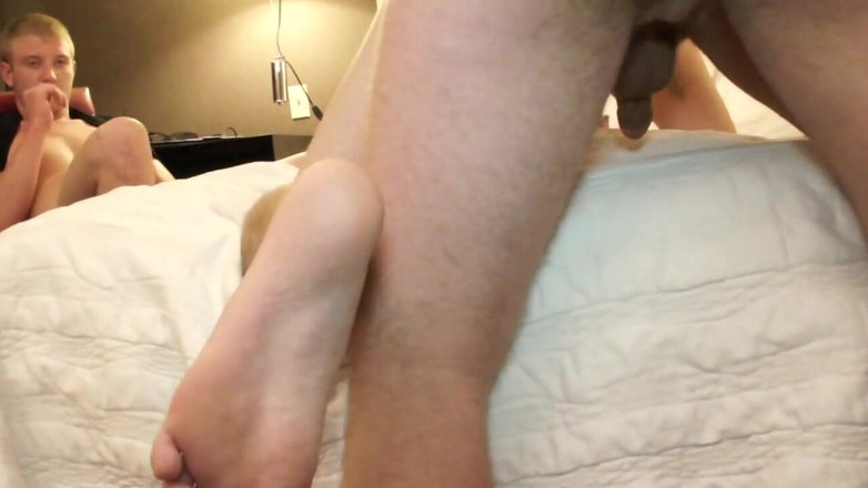 Recent amator bareback French porn: 네 엉덩이를 내놔, 내가 널 박아줄 거야