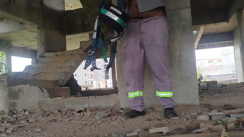 TheBlacKHunterr: Přestávka na oběd a ten nepořádek, který dělám schovaný v...