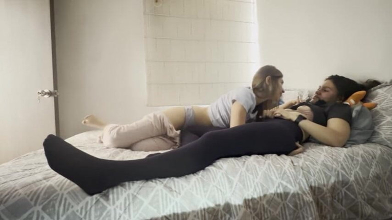 scarlettandc: Two Women Fucking Hard with Pantyhose Have Many Orgasms