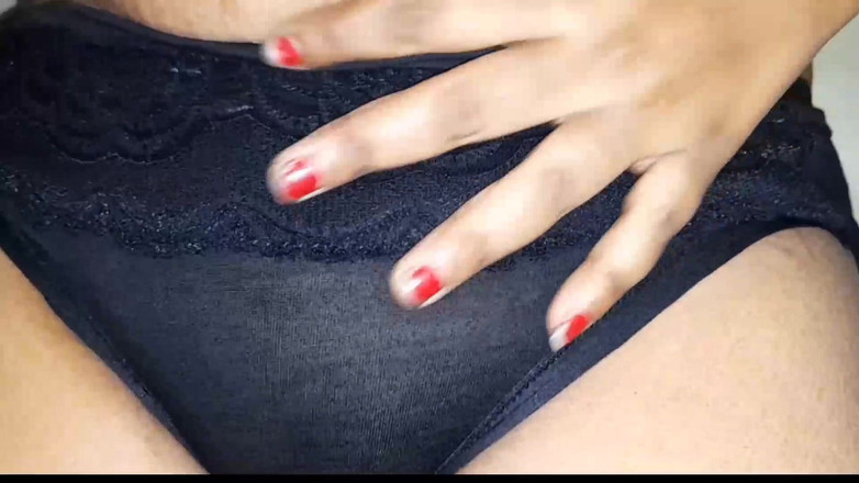 Hot Neha: Istri hot baru lagi pamer toket dan memek