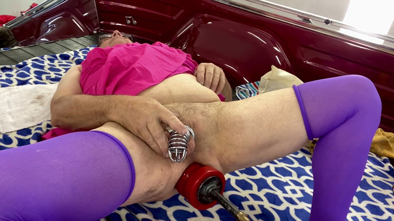 Dozen summer 3: Red on Fuck Machine