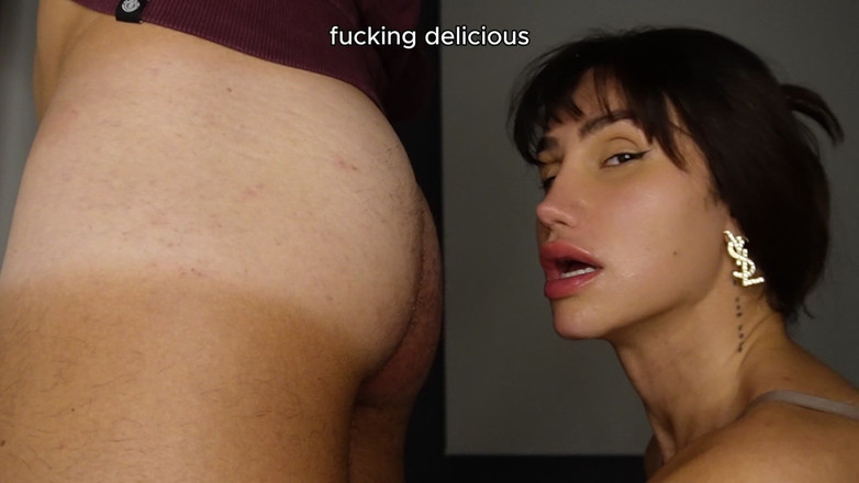 Agatha Lyra: उसने कंडोम उतारने और त्वचा पर मेरी गांड की त्वचा को महसूस करने के लिए कहा।