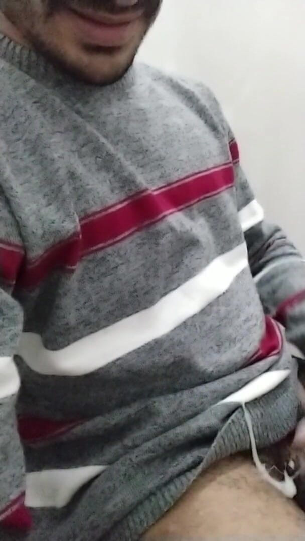 trebol_Jess: Young man jerks off and spills too much cum