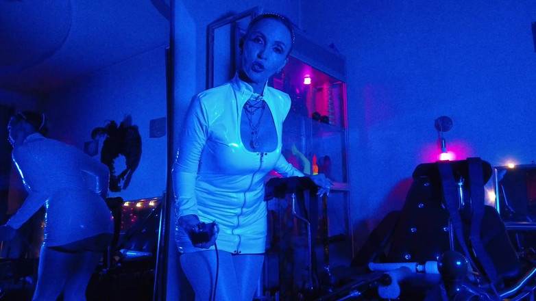 Eva Latexxx: Diosa Eva látex domina femdom solo fetiche juguetes follando bdsm...