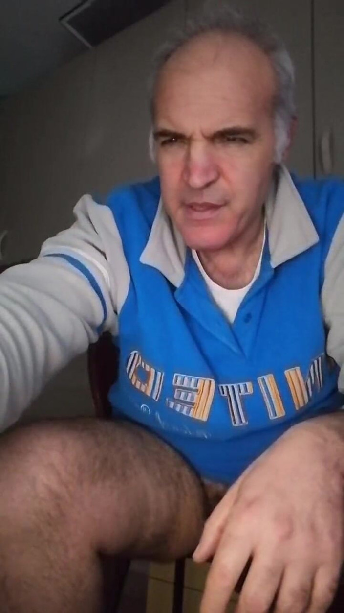 Setesesso7: 我手淫我的屁股和硬挺的阴茎，总是渴望取悦别人！