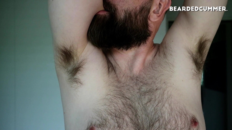 Beardedcummer: Hairy pits, chest, beard and nipple play