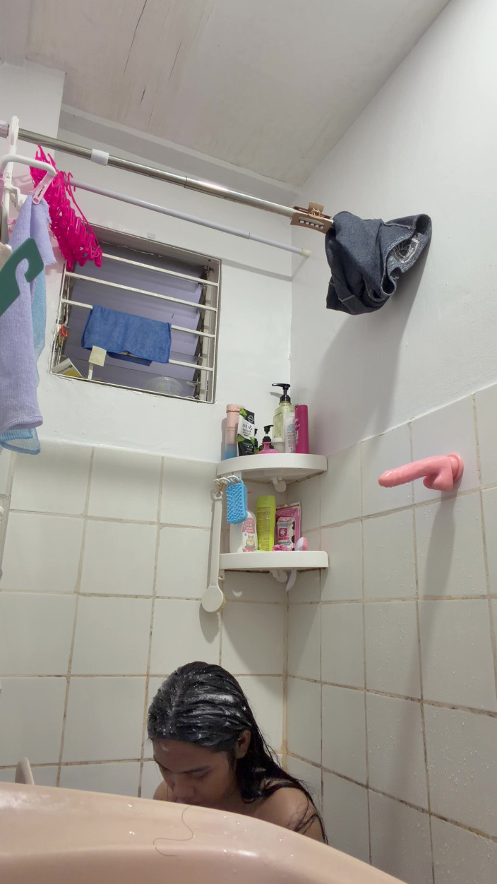 Alora: Shower Fun with Dildo Who Wants to Join Me