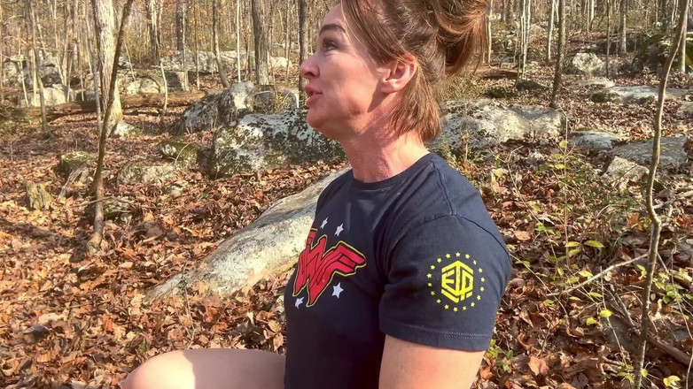 Simone Steele: Entrenamiento de bbc en el patio trasero