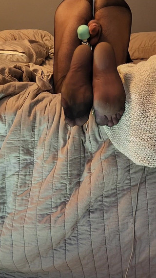 Nyronic: Mariquita acabando en esclavitud y pantimedias