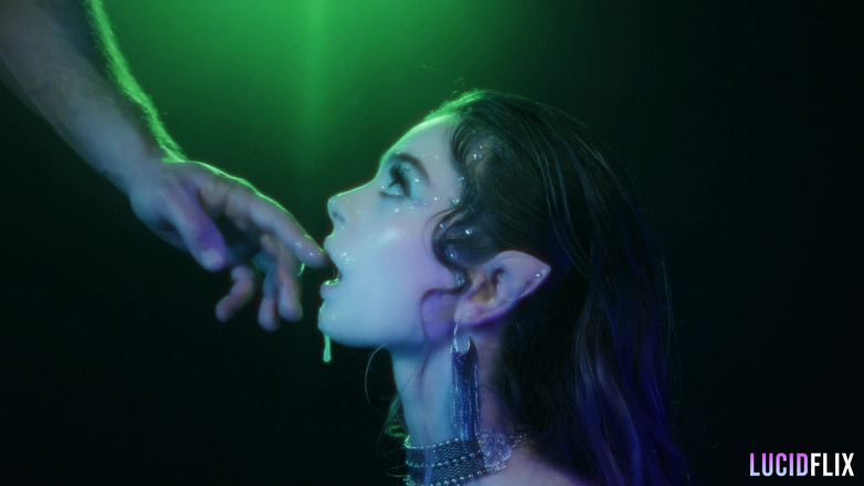 Lucid Flix: Lucidflix Luminati和molly Little