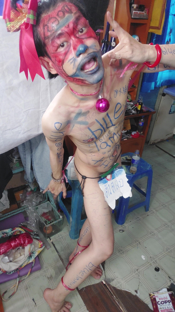 Funny Laboo Boo: Ragazza troia