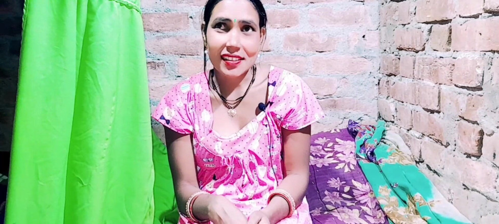 Renudbf: Ma demi-sœur indienne veut ma grosse bite bien dure dans...