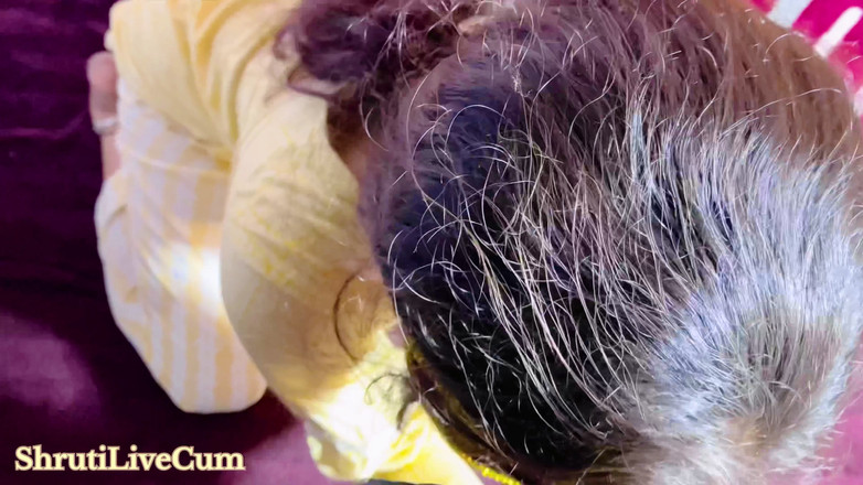 ShrutiLiveCum: Saya datang untuk tahu hari ini bahawa adik kawan baik...