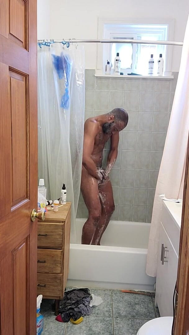 Kennie Jai: ケニージャイシャワー